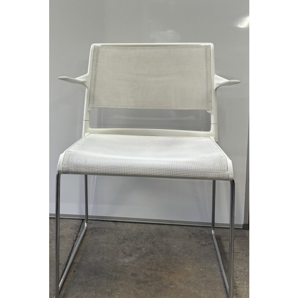 Wilkhahn Aline Stack-able Chair - Image 2
