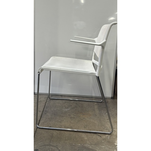 Wilkhahn Aline Stack-able Chair