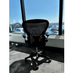 Just Arrived Aeron Original Herman Miller Second Hand Chair - B Size - 140 Available - Image 5
