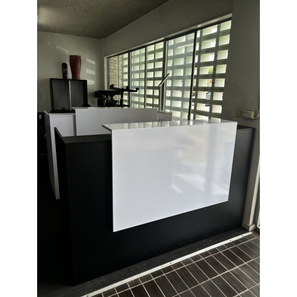 IMG_4139 Black Oak Reception Counter in size 1800mmw x 750mmd x 1200mmh
