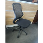 FORMWAY / KNOLL GENERATION AND REGENERATION CHAIRS - Pre Loved - SALE - Image 4
